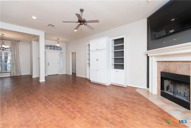 207 Champion Drive, Little River-academy, TX 76554