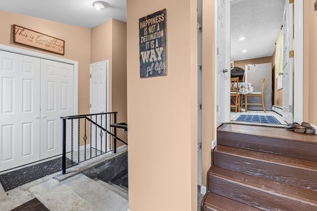 766 Lees River Ave, Somerset, MA 02725