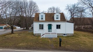 766 Lees River Ave, Somerset, MA 02725
