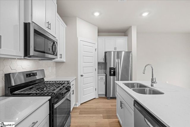 107 Kerwin Court, Greer, SC 29651