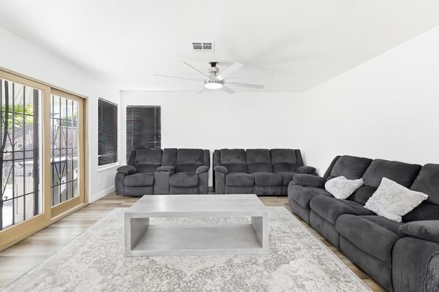 514 Spring River, Stockton, CA 95210