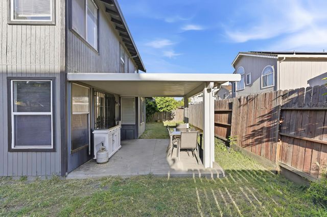 514 Spring River, Stockton, CA 95210