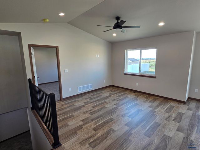 1115 COBALT DR, Rapid City, SD 57701