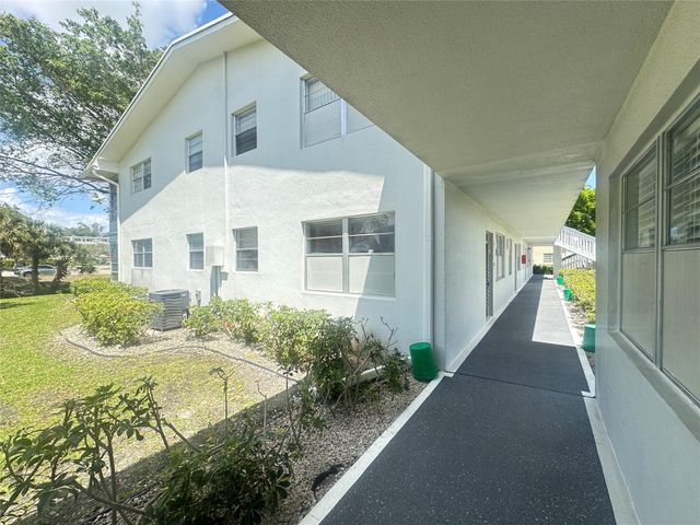 84 Markham E 84, Deerfield Beach, FL 33442