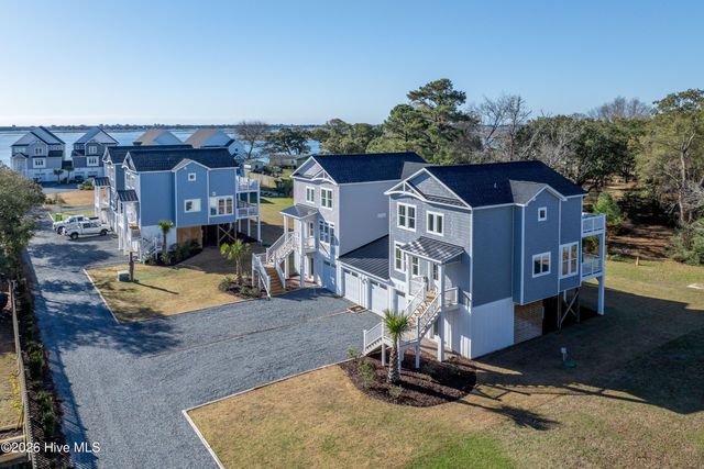 52 Pier View Court, Hampstead, NC 28443