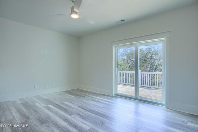 52 Pier View Court, Hampstead, NC 28443