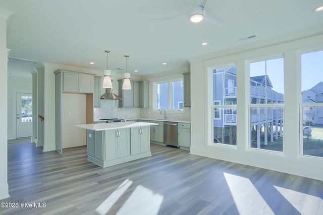 52 Pier View Court, Hampstead, NC 28443