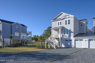 52 Pier View Court, Hampstead, NC 28443