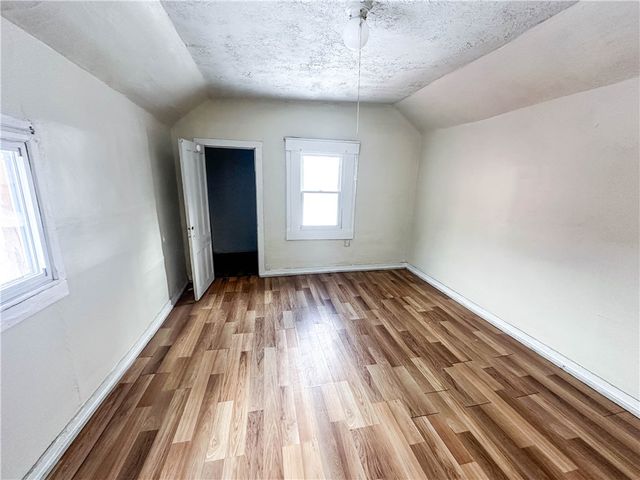 48 2nd Street, Rochester, NY 14605