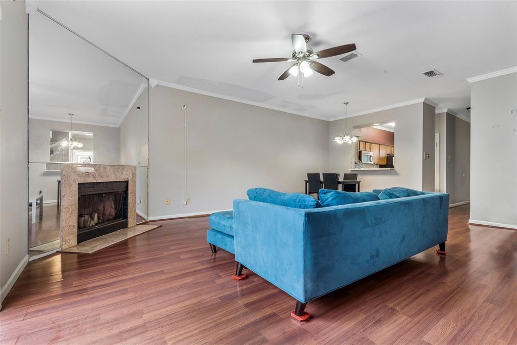 7617 Cambridge Street 7617, Houston, TX 77054