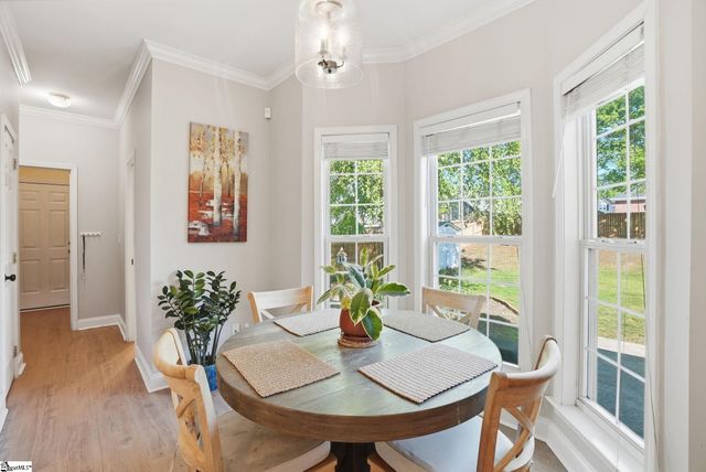 122 Summer Hill Road, Simpsonville, SC 29681