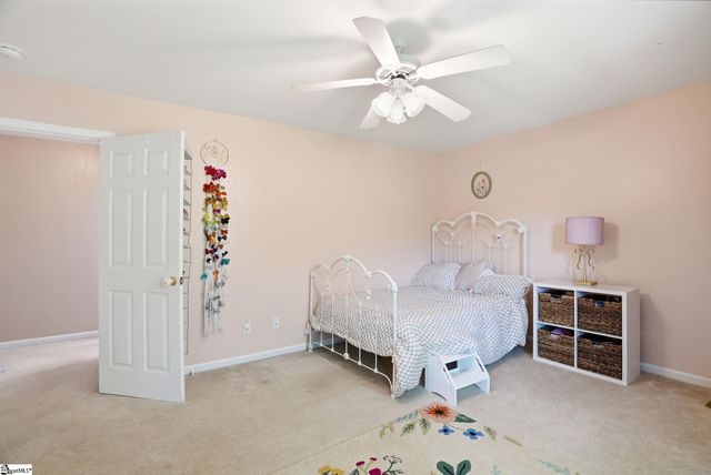 122 Summer Hill Road, Simpsonville, SC 29681