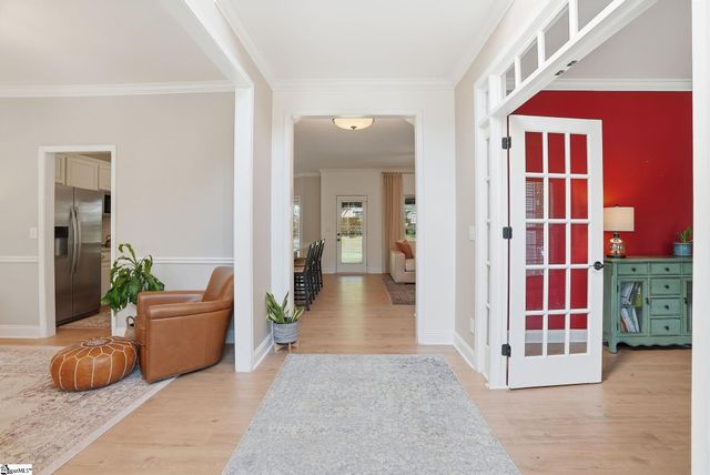 122 Summer Hill Road, Simpsonville, SC 29681