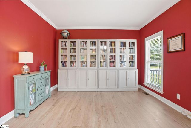 122 Summer Hill Road, Simpsonville, SC 29681