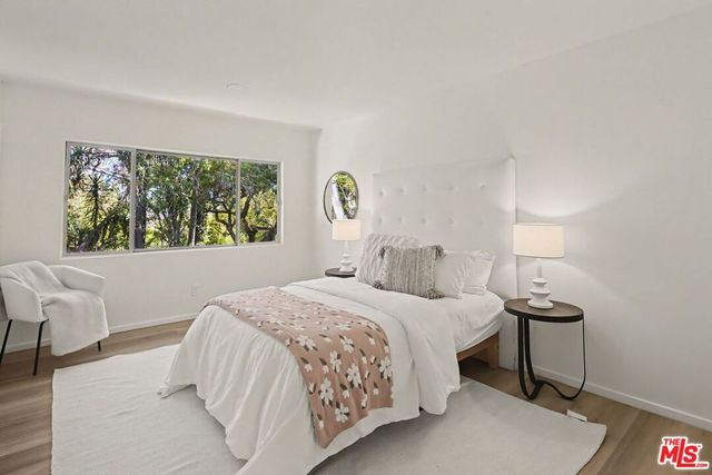 2612 S Beverly Drive, Los Angeles, CA 90034