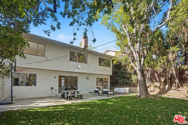 2612 S Beverly Drive, Los Angeles, CA 90034