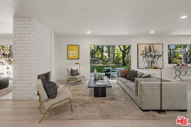 2612 S Beverly Drive, Los Angeles, CA 90034