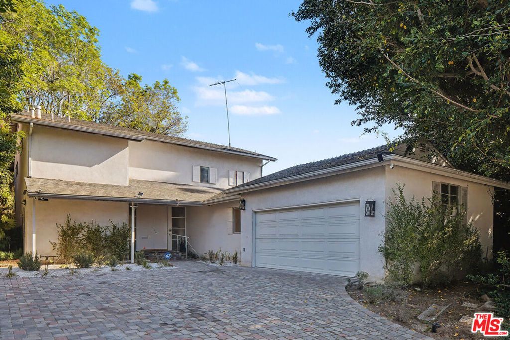 2612 S Beverly Drive, Los Angeles, CA 90034