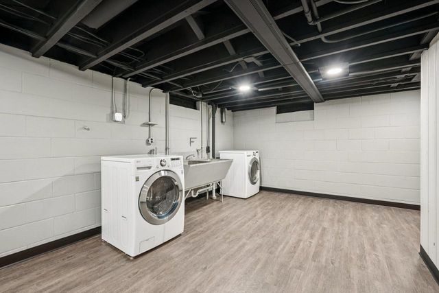 3372 S 71st STREET, Milwaukee, WI 53219