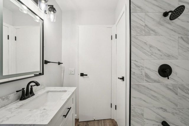 3372 S 71st STREET, Milwaukee, WI 53219