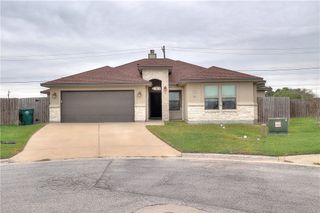 7202 Lake Melody Dr, Corpus Christi, TX 78414