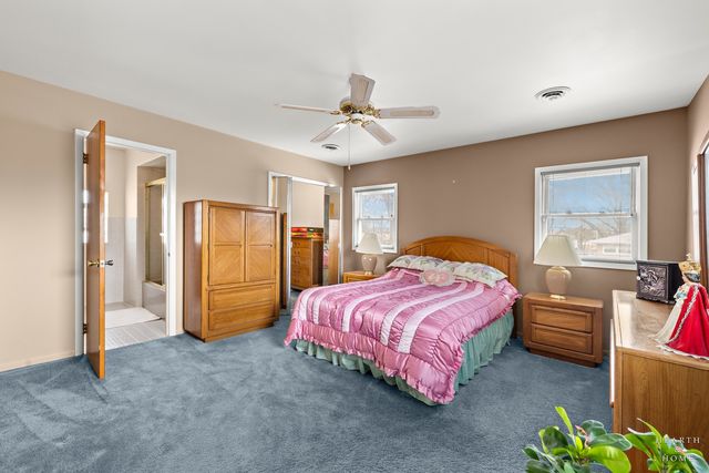 9041 Major Avenue, Morton Grove, IL 60053