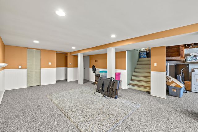 9041 Major Avenue, Morton Grove, IL 60053