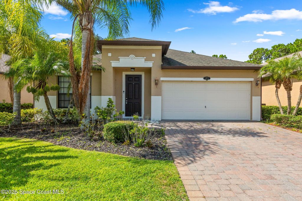 402 Breckenridge Circle SE, Palm Bay, FL 32909