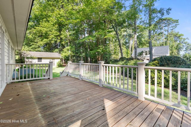 9140 Forest Drive SW, Sunset Beach, NC 28468