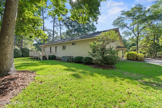 9140 Forest Drive SW, Sunset Beach, NC 28468