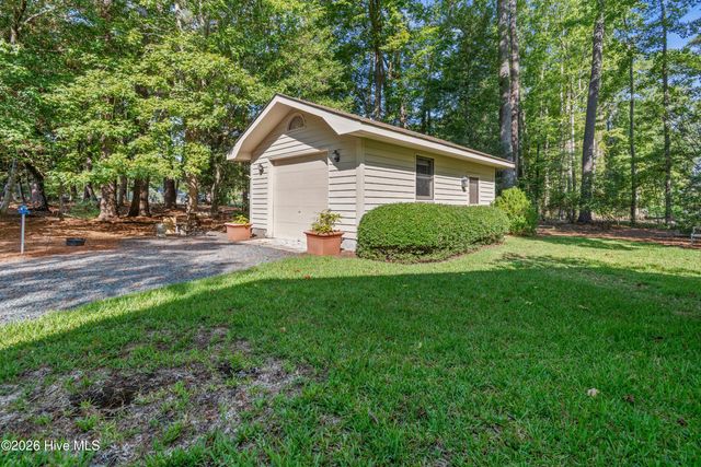 9140 Forest Drive SW, Sunset Beach, NC 28468