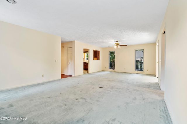 9140 Forest Drive SW, Sunset Beach, NC 28468