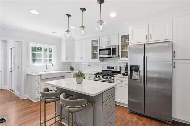 2305 Sanford Road, Decatur, GA 30033