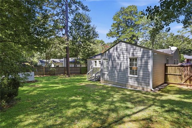 2305 Sanford Road, Decatur, GA 30033