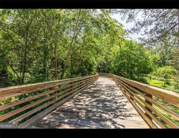 2305 Sanford Road, Decatur, GA 30033