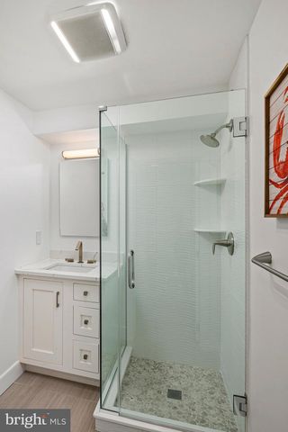 122 SHORE RD, Arnold, MD 21012