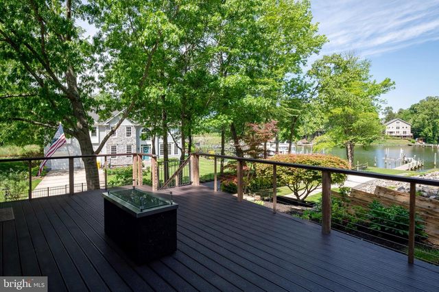122 SHORE RD, Arnold, MD 21012