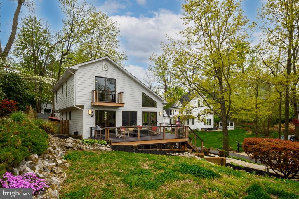 122 SHORE RD, Arnold, MD 21012