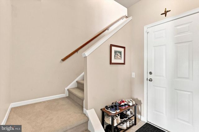 407 ELLISON DR, North Wales, PA 19454