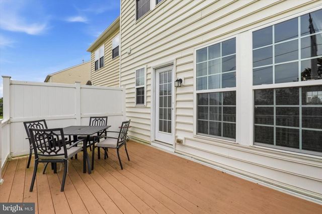 407 ELLISON DR, North Wales, PA 19454