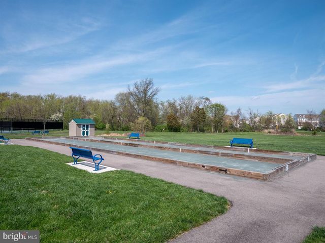 407 ELLISON DR, North Wales, PA 19454