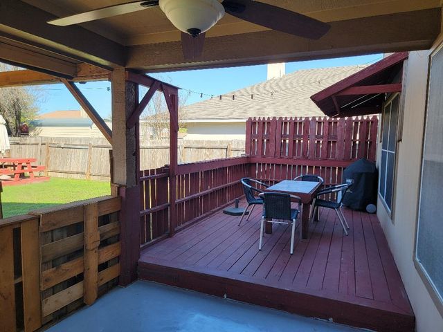 103 Ryan CV, Hutto, TX 78634