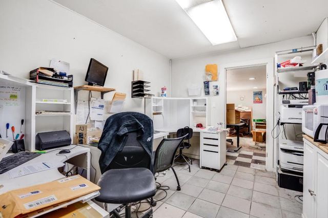 5428 San Pablo Avenue, Emeryville, CA 94608
