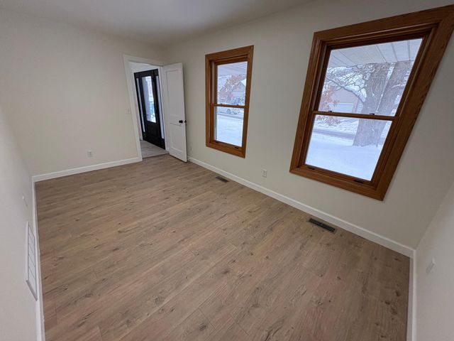 2424 Briar Oakes Boulevard, Monticello, MN 55362