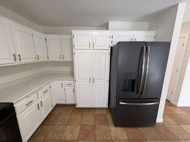 2424 Briar Oakes Boulevard, Monticello, MN 55362