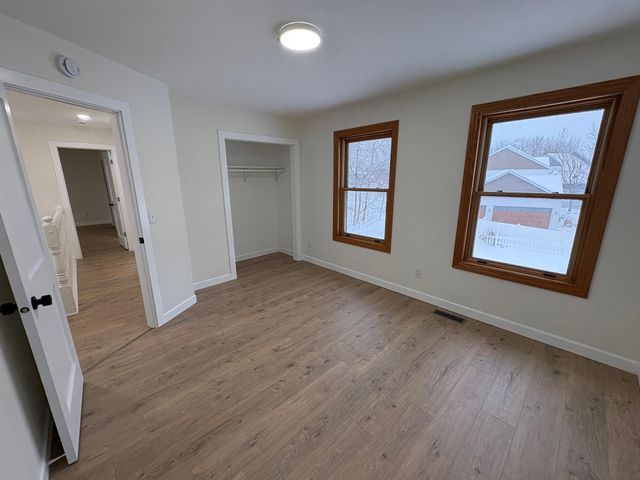 2424 Briar Oakes Boulevard, Monticello, MN 55362