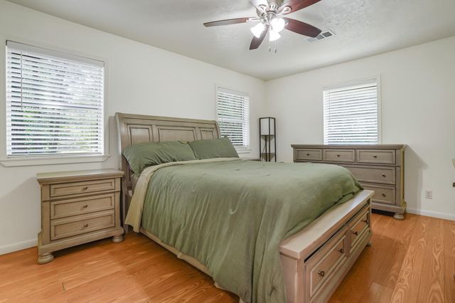 14 County Road 6403, Kenefick, TX 77535