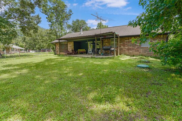 14 County Road 6403, Kenefick, TX 77535