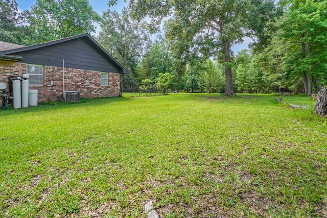 14 County Road 6403, Kenefick, TX 77535