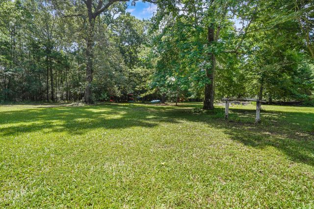 14 County Road 6403, Kenefick, TX 77535